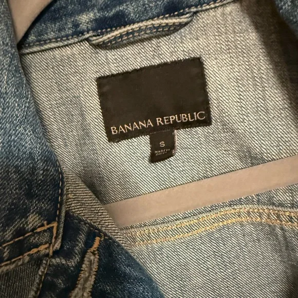 Banana Republic Blue Denim Jacket - Picture 3 of 3